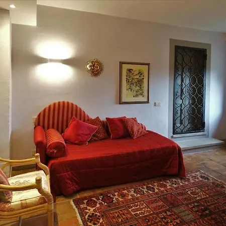 Peramonda Villa *